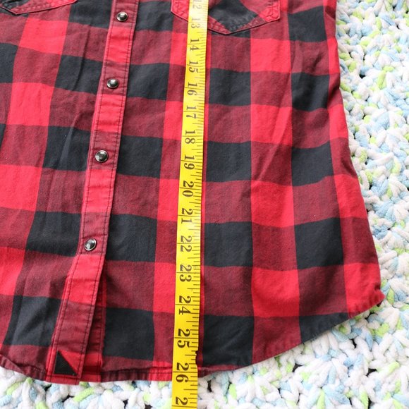 Untuckit Dylan Flannel Womens Small 4 Black Red Plaid Long Sleeve Pearl Snap - Picture 8 of 10